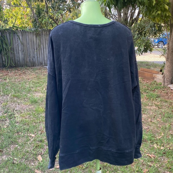 Fantastic Fawn Distressed Skull Print Sweatshirt Women’s oversized Size L - Picture 7 of 12